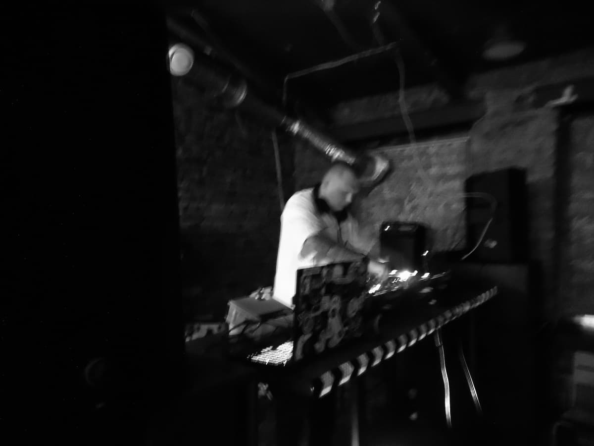 10/12DJ'S